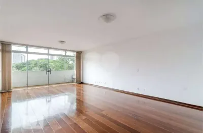 Apartamento com 3 quartos à venda na Alameda Gabriel Monteiro da Silva, 1465, Jardim América, São Paulo