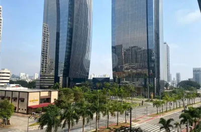 Excelente localização 85 m2 ,2 banheiros,02 vagas,frente do prédio móveis novíssimos 20 posiçõe