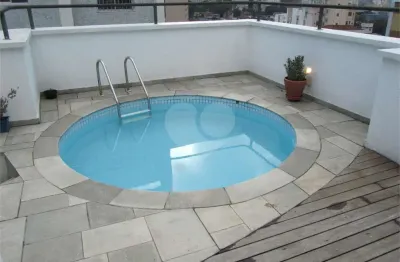 Cobertura duplex com 126,metros quadrados próximo ao shopping pátio paulista.