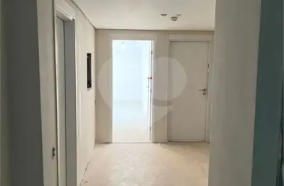 Lindo apartamento de 125m² com 4dorm sendo 3 suites e 2vgs no ipiranga