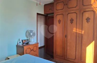 Apartamento a venda no belem com 135m com 03 dormitórios espaçoso sendo um suíte, 2 vagas. aceita permuta.