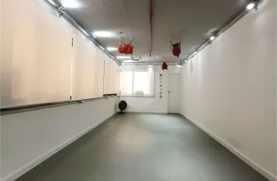 Locação sala comercial 30 m2 02 banheiros perto paulista  metro brigadeiro