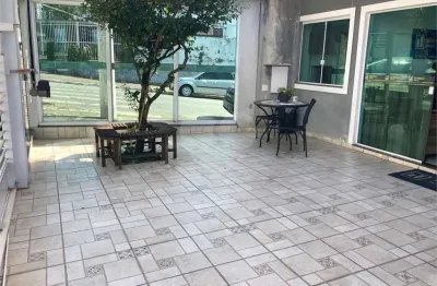 Casa com 2 quartos à venda na Rua Maria Ramos, 110, Cupecê, São Paulo