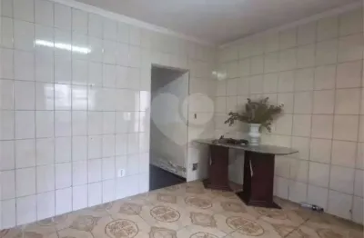 Terreno / sobrado de 320m² com 8m de frente no jabaquara