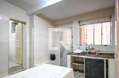 Casa sobrado 216m2 6 dormitórios 3 banheiros 1 vaga no sacomã venda!