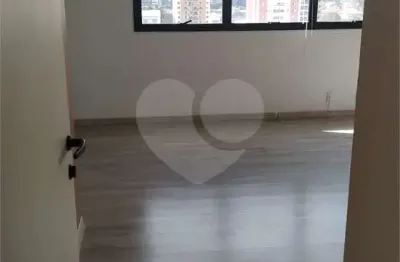 Locação – Sala Comercial na Chácara Santo Antônio | 35 m² | 1 Vaga