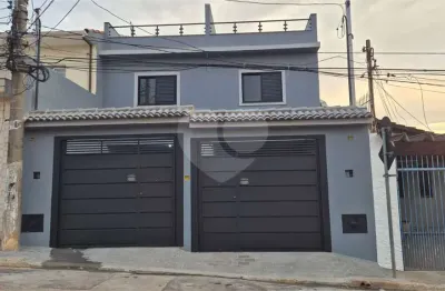 Excelente localizaçao sobrado novo! . oferece: excelente localizaçao sobrado novo! oferece 3 quartos sendo 01 suíte;sala para dois ambientes;