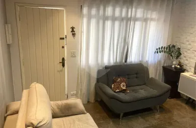 Casa com 2 quartos à venda na Rua Fernando de Trejo, 559, Cidade Ademar, São Paulo