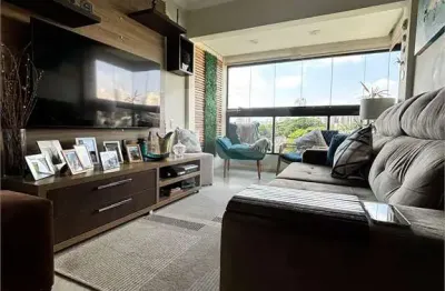 Apartamento com 128m², 4 dormitórios, 2 suítes e 3 vagas próximo ao parque do ibirapuera.