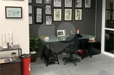 Sala comercial 45m² 2banh 1vg em prédio muito novo em pinheiros