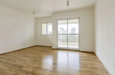 Apartamento para locação no morumbi com 68m² 2 dormitorios sendo 1 suite e 2 vagas de garagem