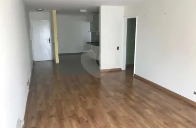 Apartamento com 106 m² para venda em Moema com 3 dormitórios sendo 1 suíte 1 vaga