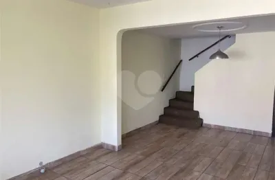 Casa com 3 quartos à venda na Rua Sérgio Grevinski, 21, Cupecê, São Paulo