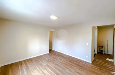 Apartamento com 3 quartos à venda na Rua Itamiami, 93, Vila Mariana, São Paulo