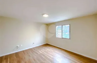 Apartamento com 3 quartos à venda na Rua Itamiami, 93, Vila Mariana, São Paulo