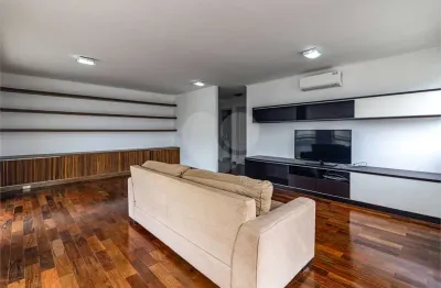 Apartamento com 4 quartos para alugar na Rua Afonso de Freitas, 458, Paraíso, São Paulo