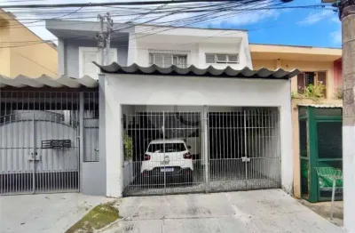 Casa tipo Sobrado com 3 Dormitorios 01 Suite, 160 m², à venda e/ou Locação - Campo Belo - São Paulo