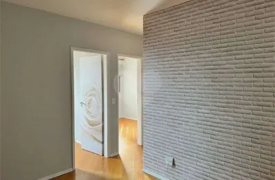 Apartamento no alto da lapa para locação e venda, 02 dormitórios.