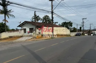 Terreno à venda na Rua Efeso, Paranaguamirim, Joinville