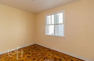 Apartamento com 2 quartos à venda na rua riachuelo, 918, centro histórico, porto alegre, 62 m2 por r$ 285.000