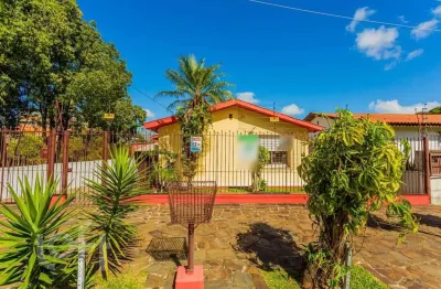 Casa com 3 quartos à venda na rua doutor adroaldo mesquita da costa, 450, sarandi, porto alegre, 100 m2 por r$ 1.250.000