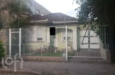 Casa com 3 quartos à venda na rua coronel villagran cabrita, 77, partenon, porto alegre, 130 m2 por r$ 750.000