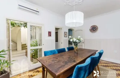Casa com 3 quartos à venda na rua general joão manoel, 452, centro histórico, porto alegre, 140 m2 por r$ 778.000
