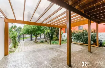 Casa com 3 quartos à venda na rua são mateus, 658, jardim do salso, porto alegre, 264 m2 por r$ 1.045.000