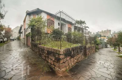 Casa com 3 quartos à venda na rua matias josé bins, 787, chácara das pedras, porto alegre, 369 m2 por r$ 1.275.000