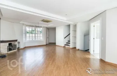 Casa em condomínio fechado com 4 quartos à venda na rua professor ulisses cabral, 1022, chácara das pedras, porto alegre, 242 m2 por r$ 1.500.000