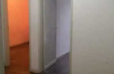 Apartamento com 2 quartos à venda na rua mariz e barros, 211, petrópolis, porto alegre, 45 m2 por r$ 185.000