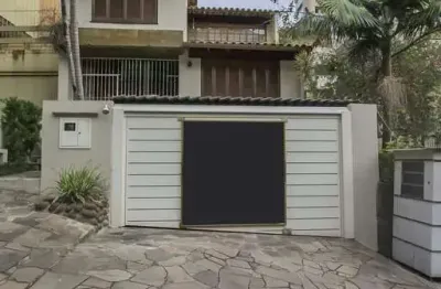 Casa com 3 quartos à venda na rua doutor freire alemão, 789, mont serrat, porto alegre, 280 m2 por r$ 1.425.000