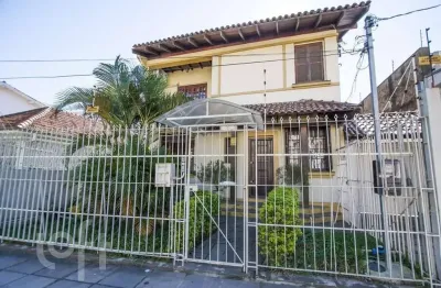 Casa com 4 quartos à venda na rua barão de cerro largo, null, menino deus, porto alegre, 330 m2 por r$ 1.590.000