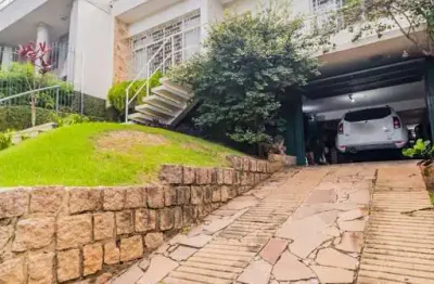 Casa com 3 quartos à venda na rua gustavo schmidt, 332, três figueiras, porto alegre, 227 m2 por r$ 1.275.000