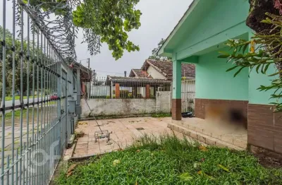 Casa com 4 quartos à venda na rua tamandaré, 787, camaquã, porto alegre, 188 m2 por r$ 480.000