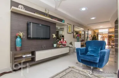 Casa com 4 quartos à venda na rua folha da tarde, 58, cristal, porto alegre, 201 m2 por r$ 950.000