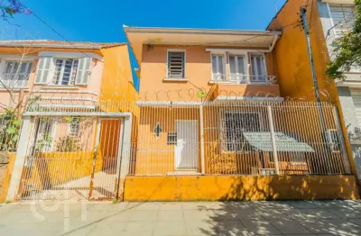 Casa com 2 quartos à venda na rua são carlos, 1204, floresta, porto alegre, 99 m2 por r$ 760.000