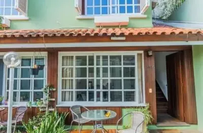 Casa em condomínio fechado com 2 quartos à venda na rua doutor armando barbedo, 1151, tristeza, porto alegre, 79 m2 por r$ 450.000