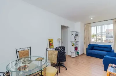 Apartamento com 2 quartos à venda na rua professor carvalho freitas, 737, teresópolis, porto alegre, 54 m2 por r$ 220.000