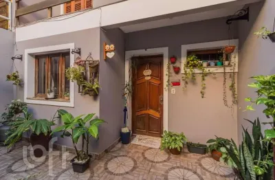 Casa com 3 quartos à venda na avenida pinheiro borda, 305, cristal, porto alegre, 140 m2 por r$ 760.000