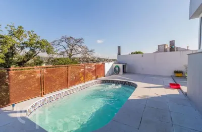 Casa com 2 quartos à venda na rua antônio carlos lopes, 10, medianeira, porto alegre, 308 m2 por r$ 1.170.000