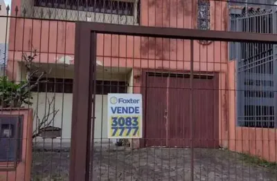 Casa com 5 quartos à venda na rua casemiro de abreu, 944, rio branco, porto alegre, 125 m2 por r$ 1.200.000