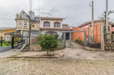 Casa com 4 quartos à venda na rua esteio, 220, cavalhada, porto alegre, 244 m2 por r$ 790.000