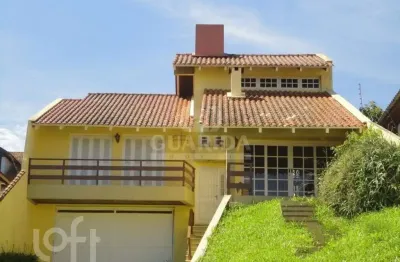 Casa com 3 quartos à venda na rua padre joão batista reus, 2071, camaquã, porto alegre, 239 m2 por r$ 1.300.000