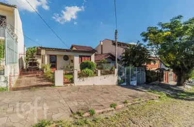 Casa com 3 quartos à venda na rua saudável, 168, medianeira, porto alegre, 120 m2 por r$ 650.000