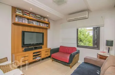 Apartamento com 3 quartos à venda na rua eurico lara, 380, medianeira, porto alegre, 99 m2 por r$ 815.000