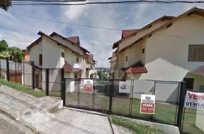 Casa em condomínio fechado com 3 quartos à venda na rua liberal, 1200, camaquã, porto alegre, 90 m2 por r$ 680.000