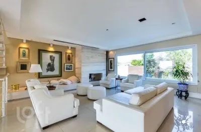 Casa com 3 quartos à venda na rua doutor galdino nunes vieira, 220, jardim itu sabará, porto alegre, 352 m2 por r$ 2.460.000