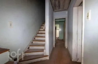 Casa com 5 quartos à venda na rua tiradentes, 114, independência, porto alegre, 144 m2 por r$ 425.000