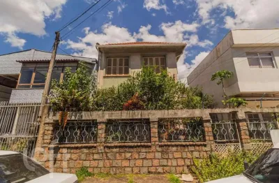Casa com 2 quartos à venda na rua irmão francisco, 65, humaitá, porto alegre, 133 m2 por r$ 750.000